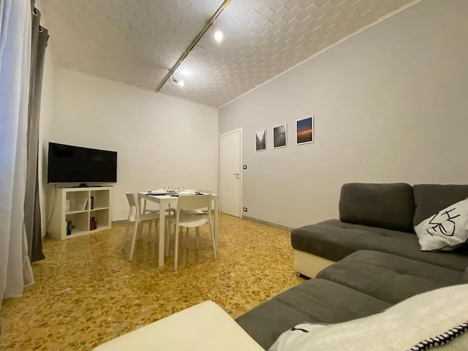 Roma Tiburtino, Wifi Netflix Sport Ac 10 Min Metro Villa Holiday home