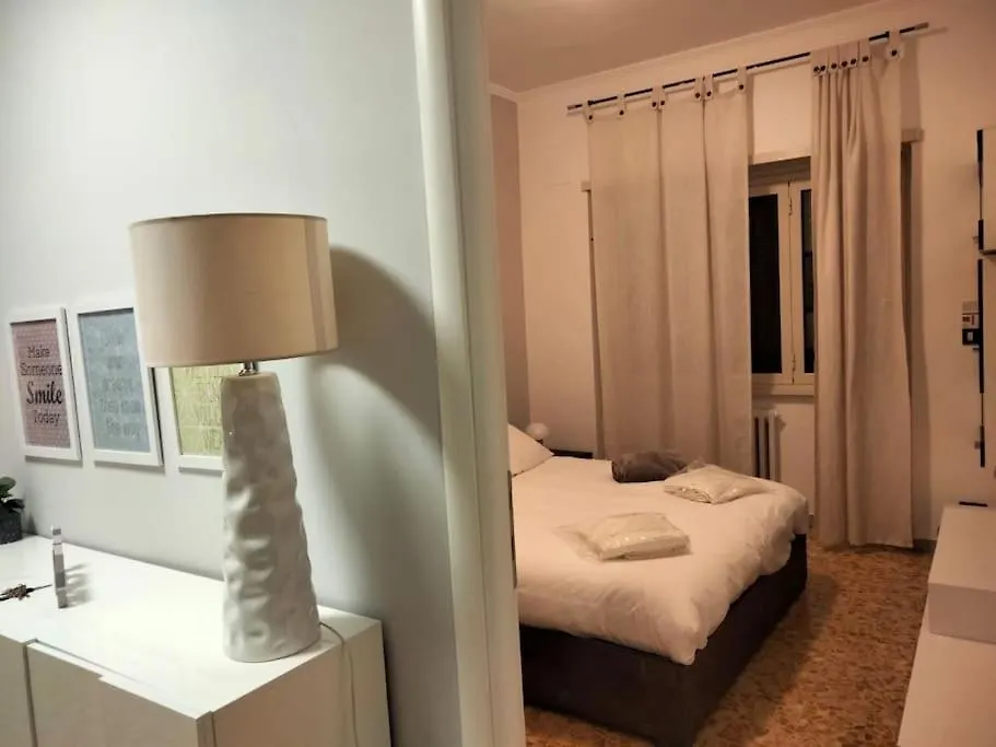 Roma Tiburtino, Wifi Netflix Sport Ac 10 Min Metro Villa 0*, Rome Italy