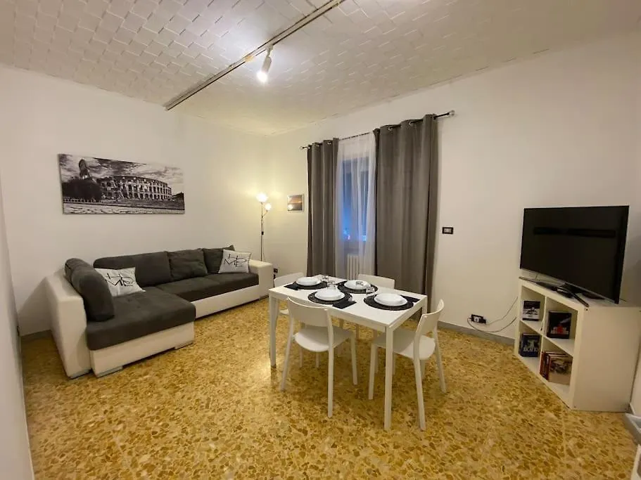 Holiday home Roma Tiburtino, Wifi Netflix Sport Ac 10 Min Metro Villa Italy