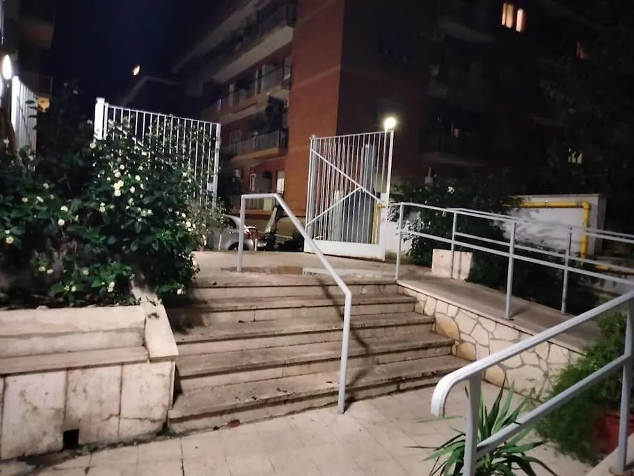Roma Tiburtino, Wifi Netflix Sport Ac 10 Min Metro Villa 0*, Rome