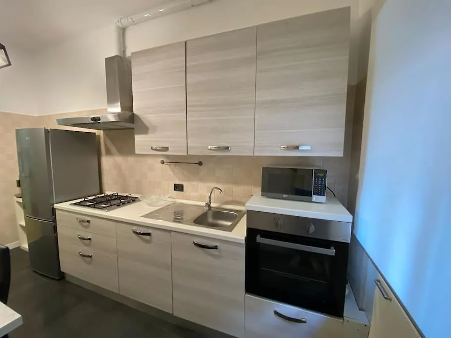 Roma Tiburtino, Wifi Netflix Sport Ac 10 Min Metro Villa Holiday home Rome