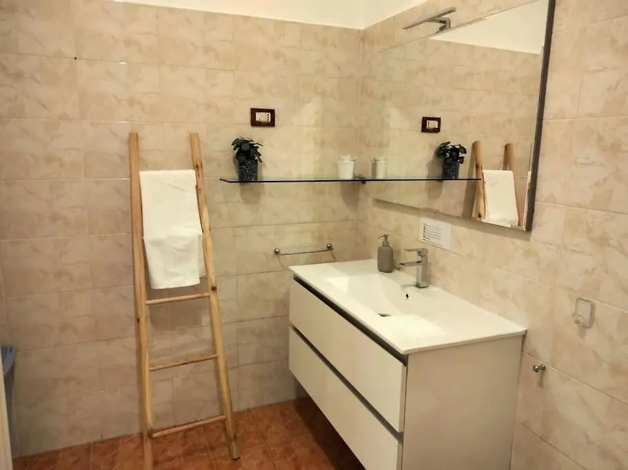 Tatil Evi Roma Tiburtino, Wifi Netflix Sport Ac 10 Min Metro Villa İtalya